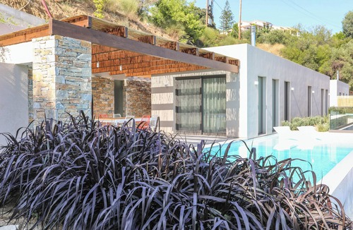 Achladies Villa | SKIATHOS SYMBOL VILLAS