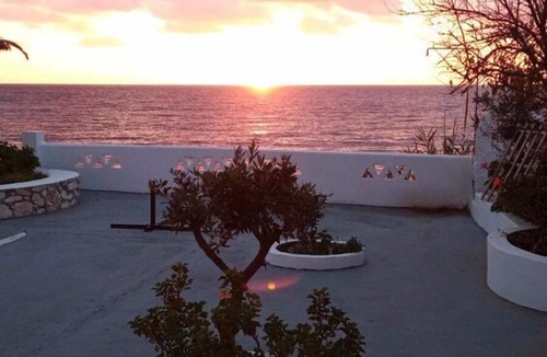 Skiros Condo | Skyros Beachfront Double-On the sandy beach