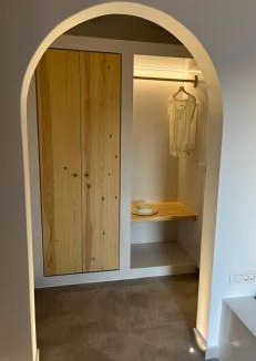 Ios Town Apartment | Sohoro Olive
