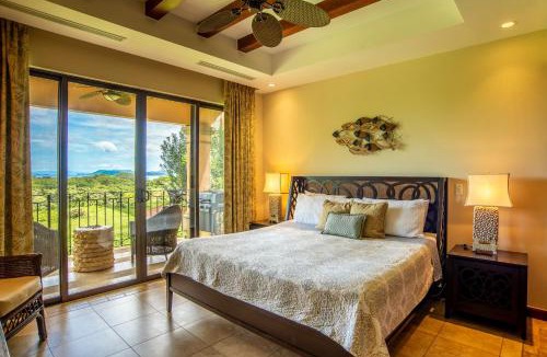 Playa Conchal House | Spacious 2BR Condo with Ocean Glimpse - Jobo - Reserva Conchal Golf Resort