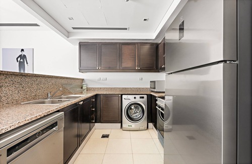 Jumeirah Village Circle Villa | Spacious 4 sleeper Villa, JVC