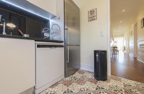 Alfama Apartment | Spacious 4bdr River View