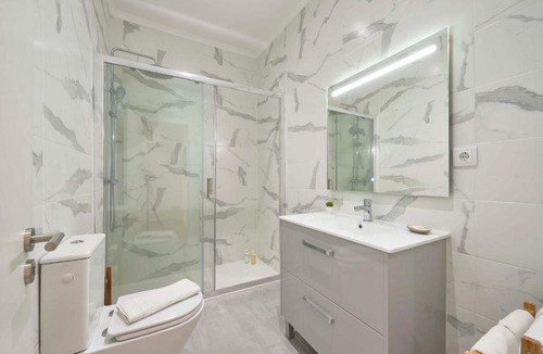 Mina Apartment | Spacious & Light-Filled 4BR Apartment By TimeColer