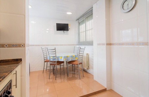 Sant Adria de Besos Condo | SPECTACULAR OAK ON BARCELONA WITH FREE WIFI WELL COMMUNICATED.