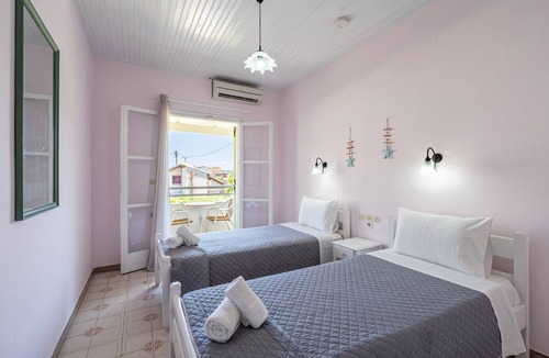 Roda Apartment | Studio 'Alexandros Studios 4' with Shared Pool, Wi-Fi and Air Conditioning