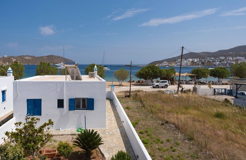 Livadi Apartment | Studio Apartment 'Studios Ninemia Serifos 4' with Sea View, Wi-Fi and Air Conditioning