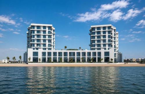 Al Hamriya Apartment | Stunning Beachfront Studio at Blue Bay Walk - Ajmal Makan