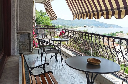 Kavala House | Sunny Loft