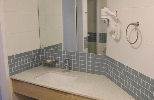 Gordons Bay Central Apartment | The Boardwalk Accommodation