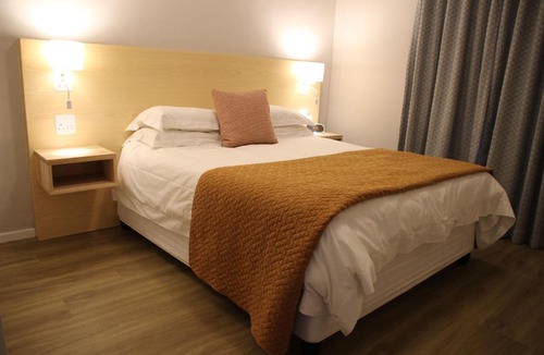 Gordons Bay Central Apartment | The Boardwalk Accommodation