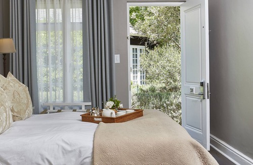 Stellenbosch Hotel | The Devon Valley Hotel