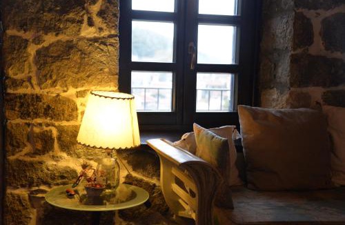Samothrace House | The fig tree house
