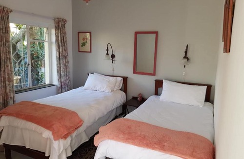 Kenilworth Bed & Breakfast | The Hermitage
