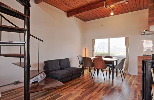 Sendagaya Apartment | There are 1 bed room with 2 double beds