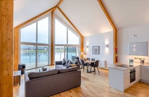 Tewitfield Cabin | Tranquillity 3 (Pet), Carnforth