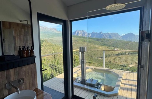 Paarl Villa | untether on Olive View