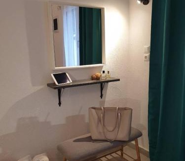 Potos Apartment | V-Suites 2