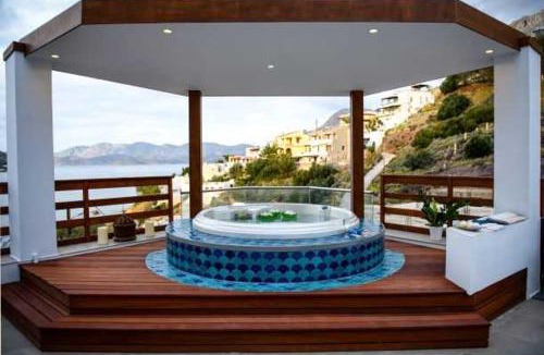 Kamari Apartment | Vasilis Boutique Studios
