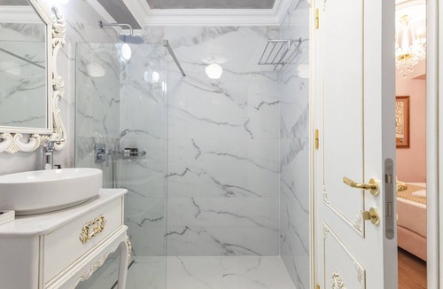 Rhodes Town House | Via Villa Iliotti