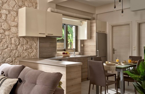 Vlicho Villa | Villa 'Avesta Private Villas - Kallisto' with Sea View, Private Pool and Air Conditioning