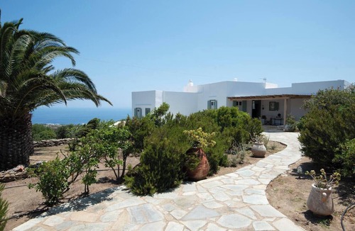 Apollonia Villa | Villa Barou: Authentic traditional house; spectacular views in Sifnos, Cyclades