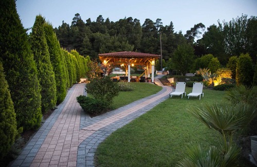 Polichrono Apartment | Villa between pine forest and golden beach by the sea!