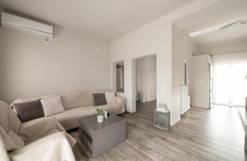 Kymi-Aliveri Villa | Villa Evanthia