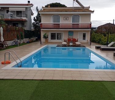 Eretria Apartment | Villa Evenik