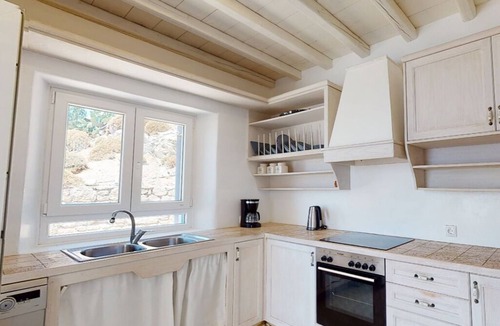 Houlakia Villa | Villa Light in FAnari Mykonos