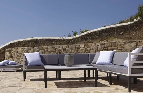 Houlakia Villa | Villa Light in FAnari Mykonos