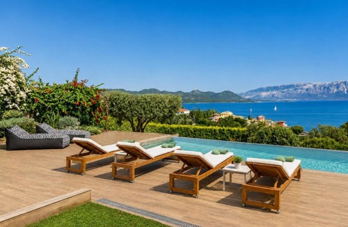Spanokhorion Villa | Villa Melanthi - Three Bedroom Villa, Sleeps 6