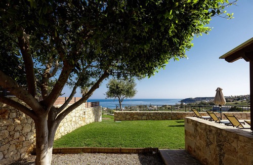 Skaleta Villa | Villa Nikos - Private Pool & Seaview only 500m from the Beach