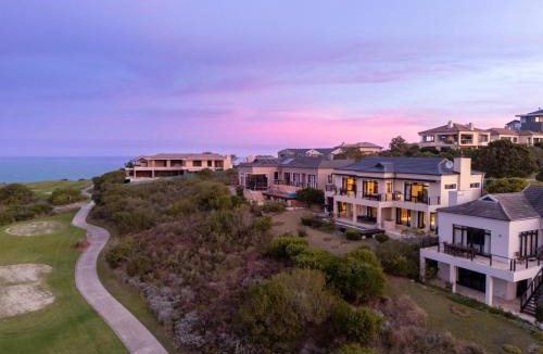 Knysna Villa | Villa On The 18th @ Pezula