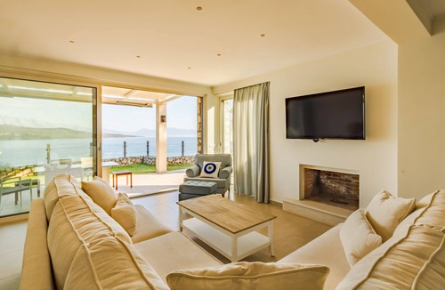 Katouna Villa | Villa Regina, a fabulous 4 bedroom villa, overlooking the Ionian Pelagus!