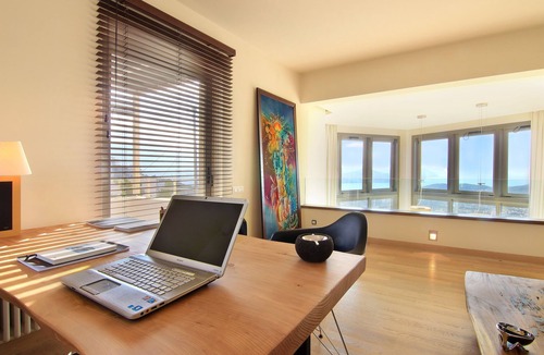 Anavyssos Villa | Villa Take Off