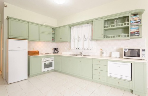 Katavolos Villa | Villa Thalassa - Three Bedroom Villa, Sleeps 6