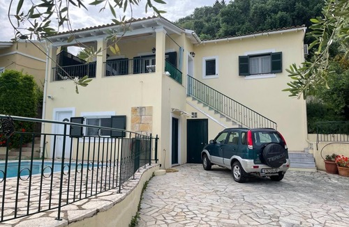 Petaleia Villa | Villa Victoria
