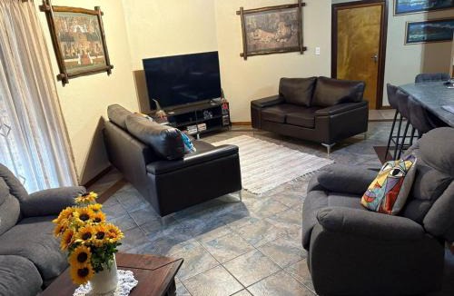 Trawal House | Waaigras
