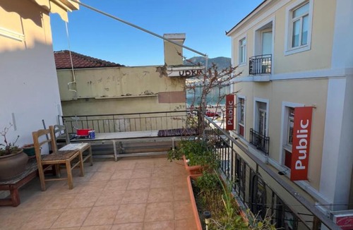 Lesvos Apartment | waterfront studio