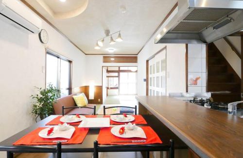 Hiroshima City Centre House | west crab base