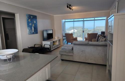 Westcliff Apartment | Whale Rock 32