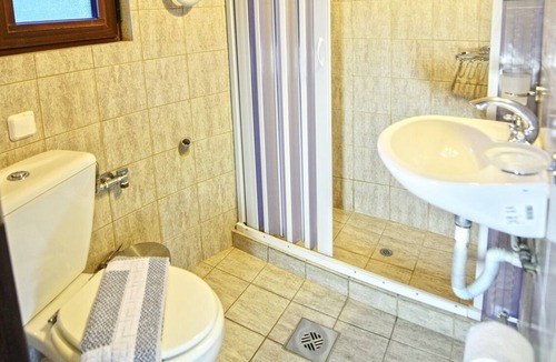 Nopigia House | Windmill with private pool + jacuzzi