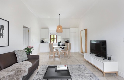 Stellenbosch Villa | Winelands Golf Lodges 9