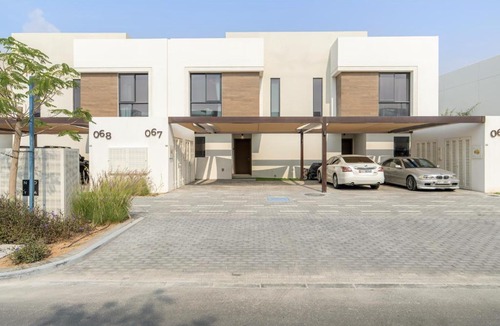 Abu Dhabi Apartment | Yas Island Gated Community Villas by Desert Key