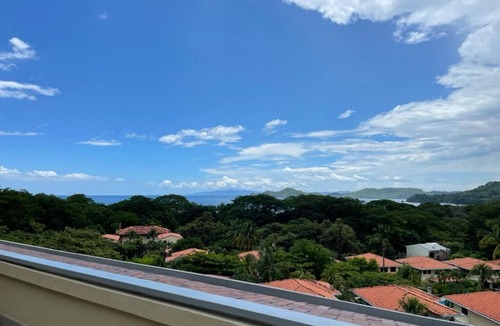 Playa Hermosa Apartment | Your holiday deserves to be unforgettable. enjoy the"Pura vida" life