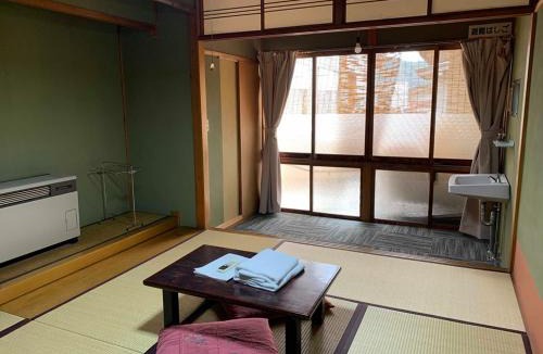 Yudanaka Shibu Onsen Hostel | ZEN Hostel