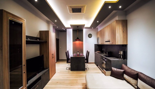 1 Bed Apartment - Sleeps 4 - Parking, Wifi