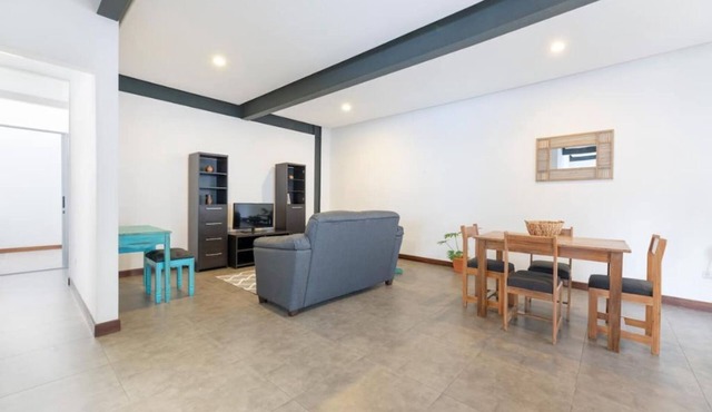 2 BDR Apt/Near Airport & Sabana Park ✈ D Nomads