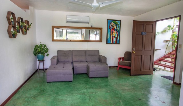 2-bedroom A/C Apartment in Quepos