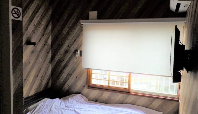 2nd floor semidouble bed Umbrella/Beppu City Ōita